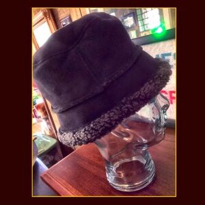 Women’s vintage look hat